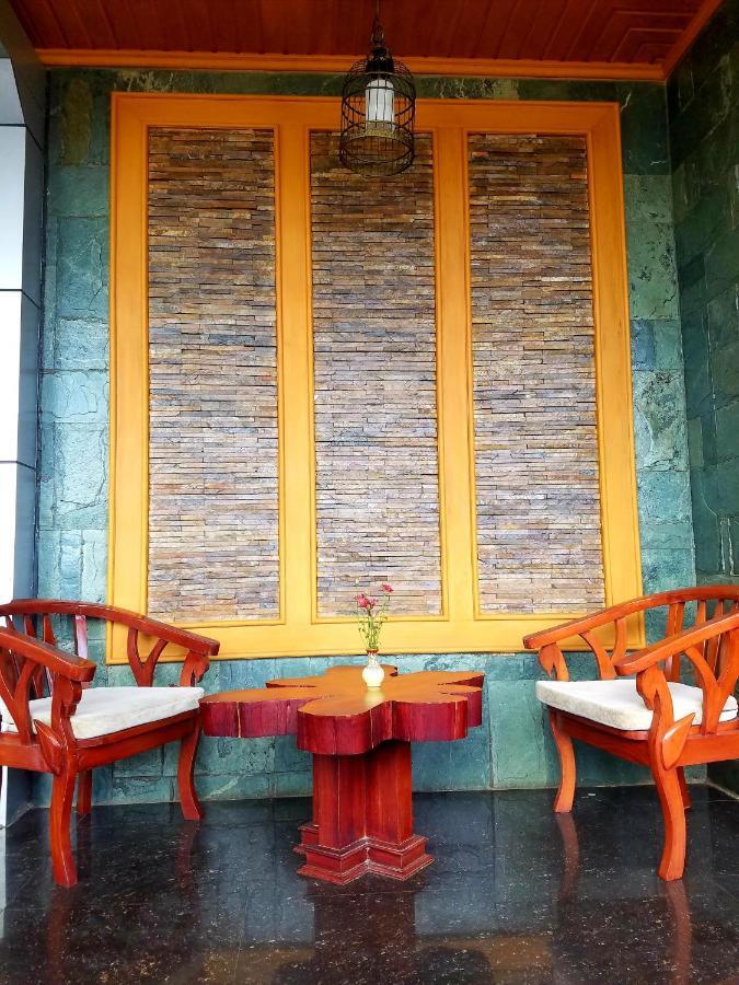 Shwe Kyun Hotel Taunggyi Luaran gambar